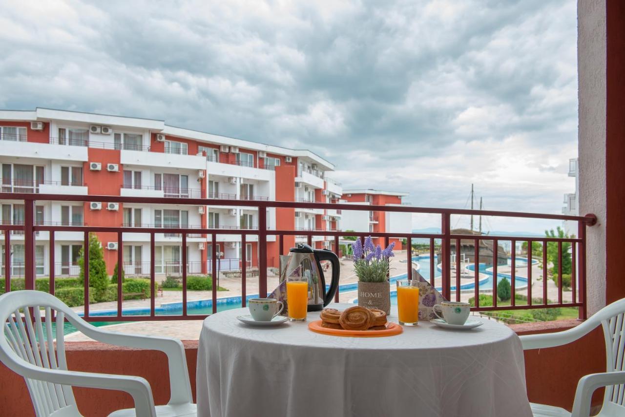 Privilege Beach Apartments 스베티 블라스 외부 사진