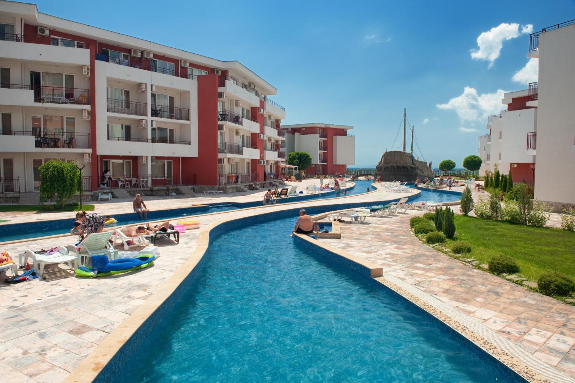 Privilege Beach Apartments 스베티 블라스 외부 사진
